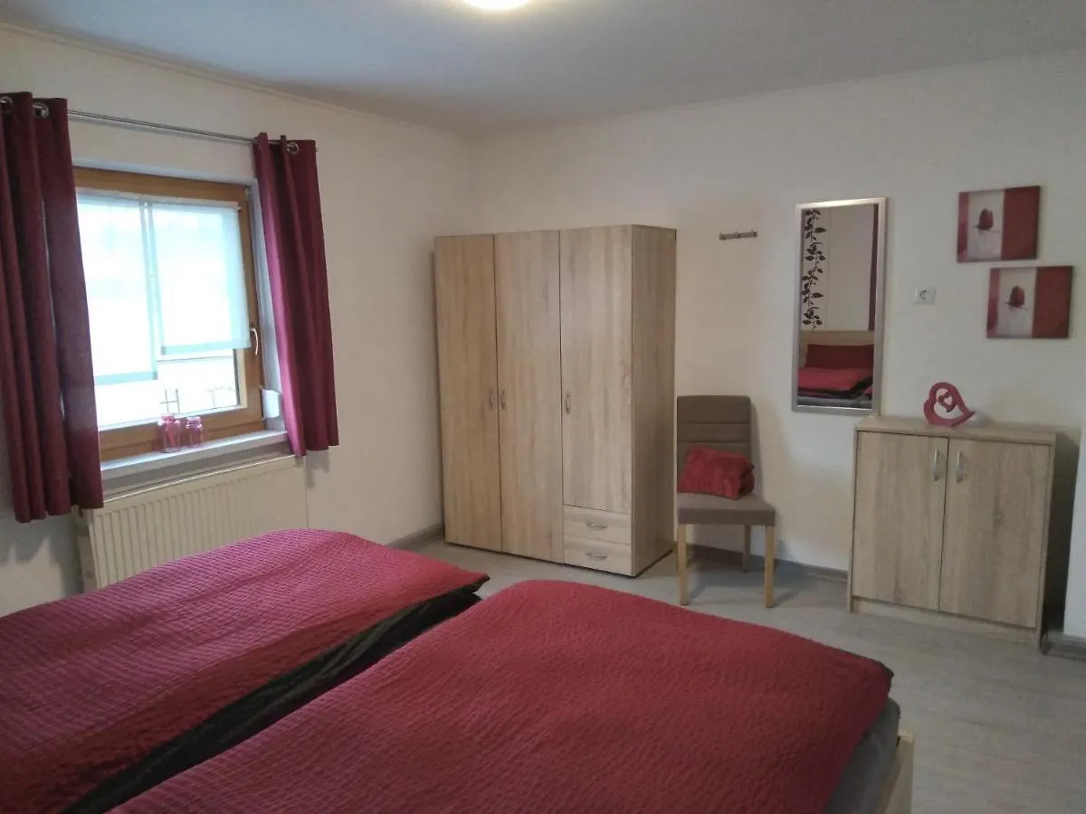 公寓 Ferienwohnung Waldesruh 拉米